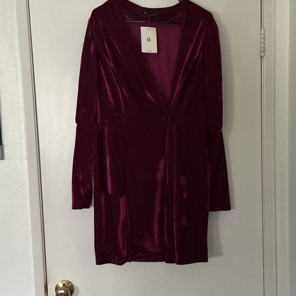 BloomChic Deep Red Velvet Long Sleeve Dress